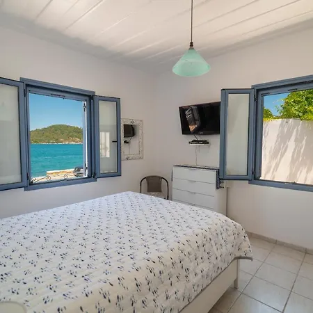 Cottage On The Sea Vathy  Exterior photo